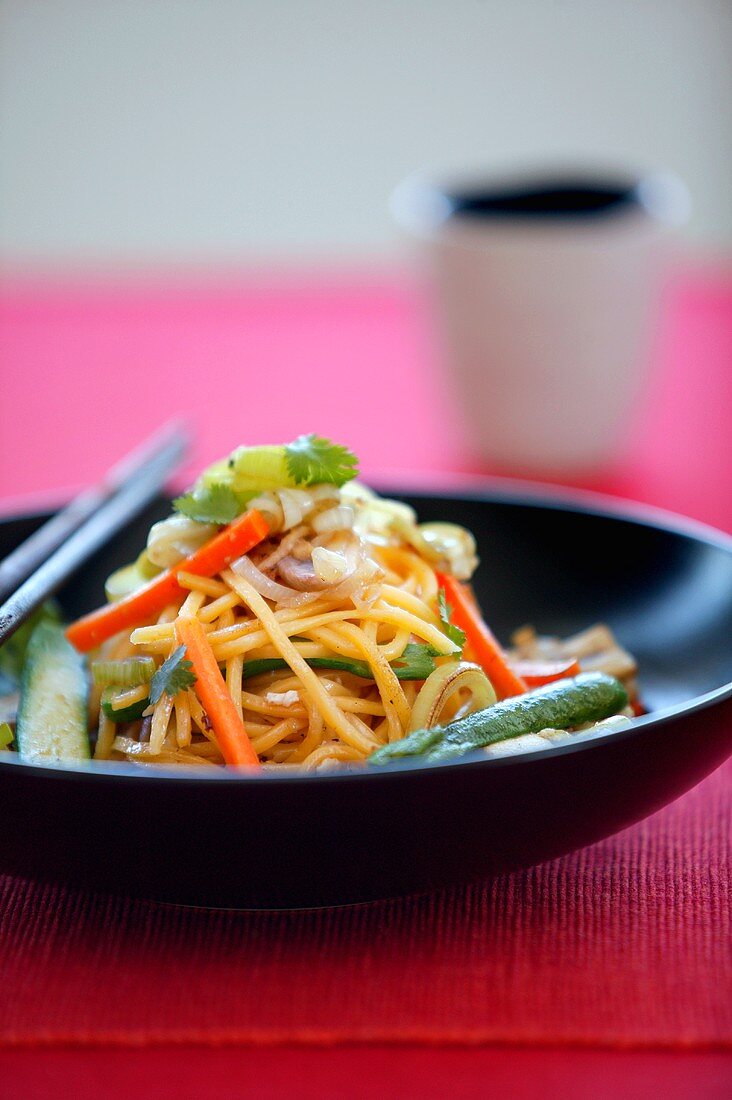 Hokkien noodles with vegetables (China)