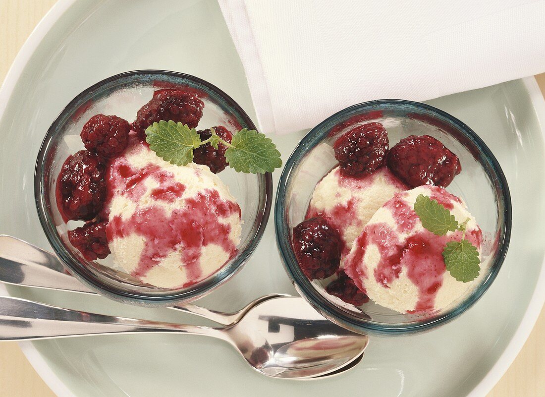 Vanilla ice cream with hot blackberries