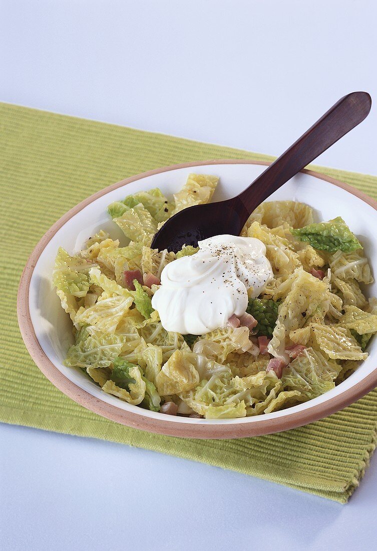 Savoy cabbage with bacon and crème fraîche