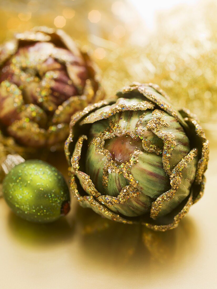 Christmas tree ornaments (artichokes and lime)