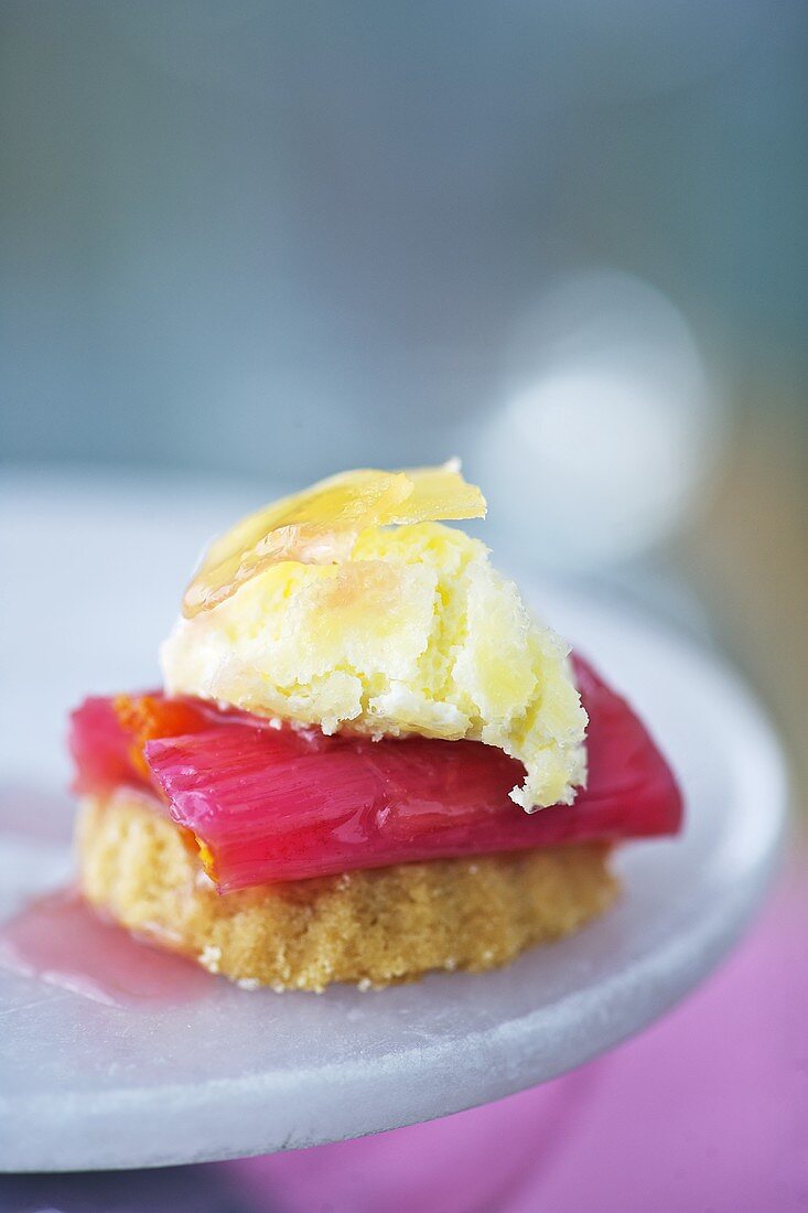 Roasted rhubarb with shortbread and clotted cream