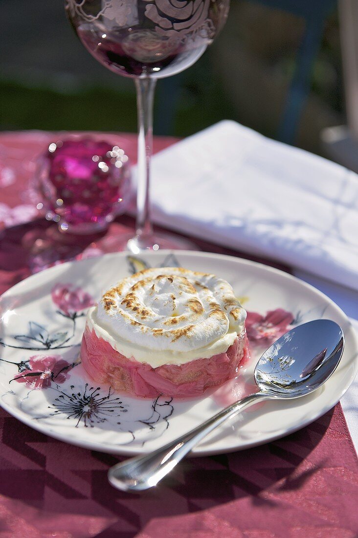 Rhubarb dessert with meringue topping
