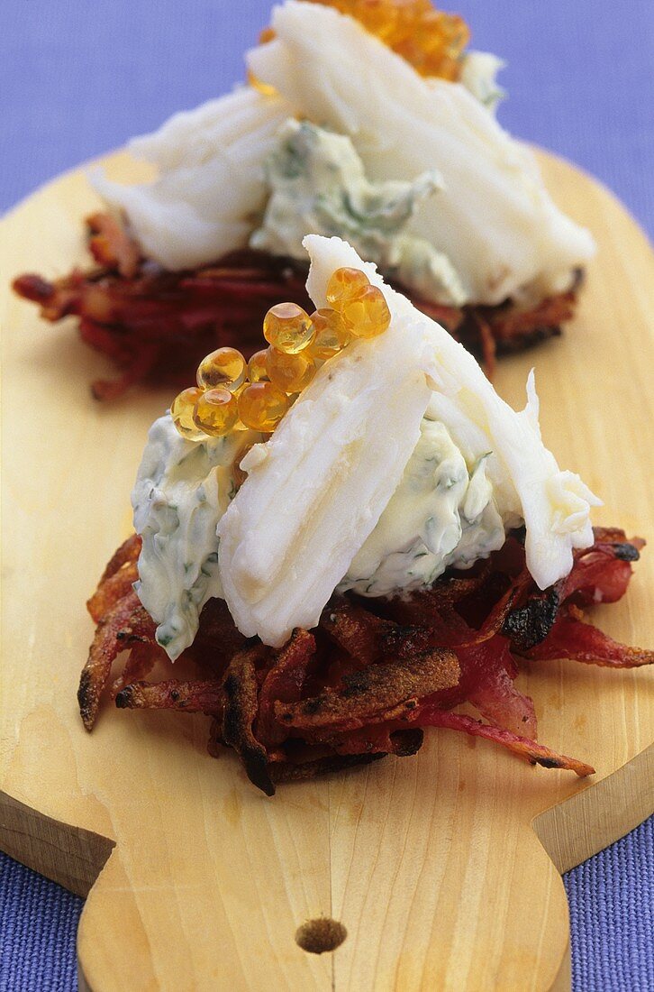 Crab with deep-fried beetroot and caviar