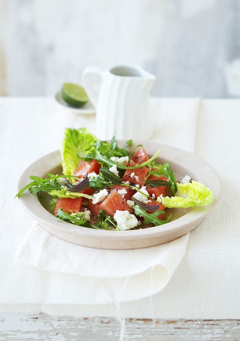 Sommersalat mit Feta und Melone