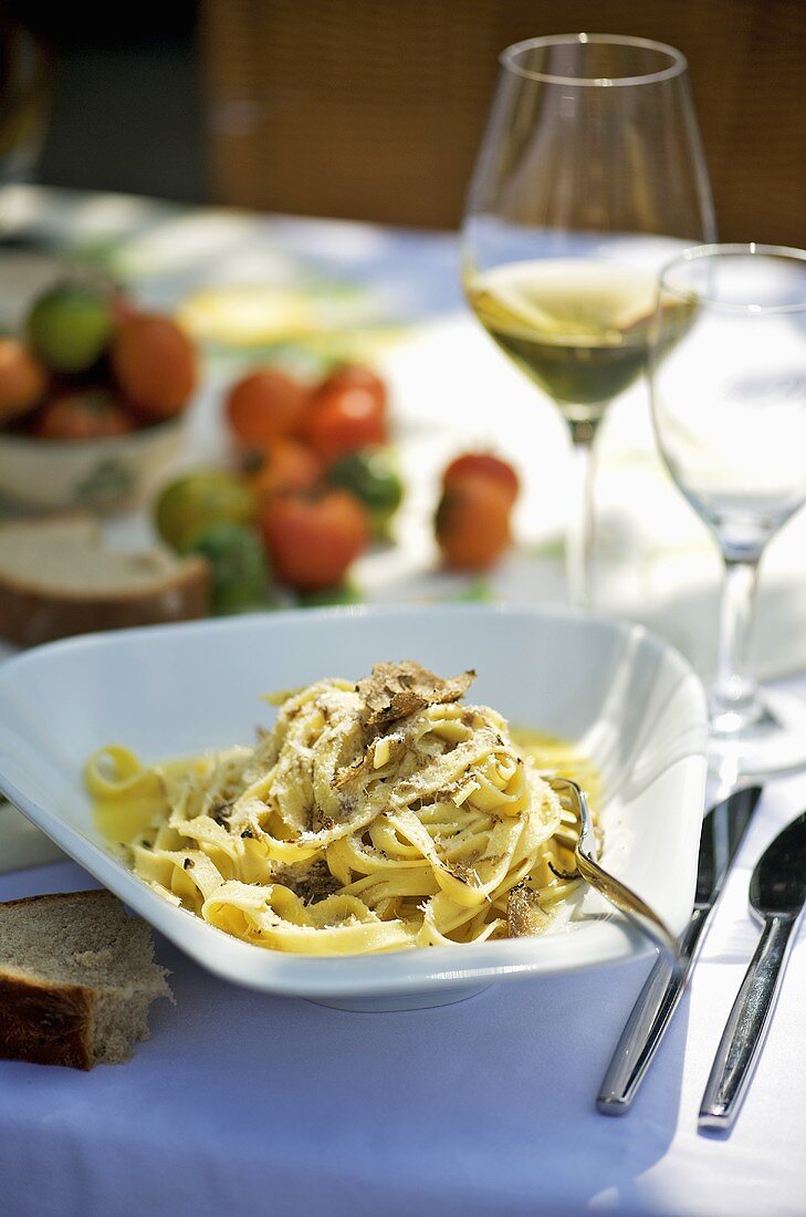 Tagliatelle al tartufo (Bandnudeln mit Trüffel, Italien)