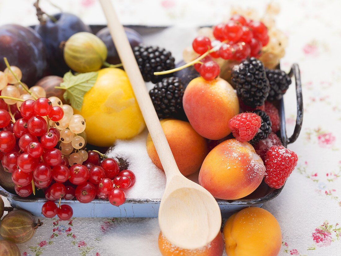 Beeren, Früchte und Zucker