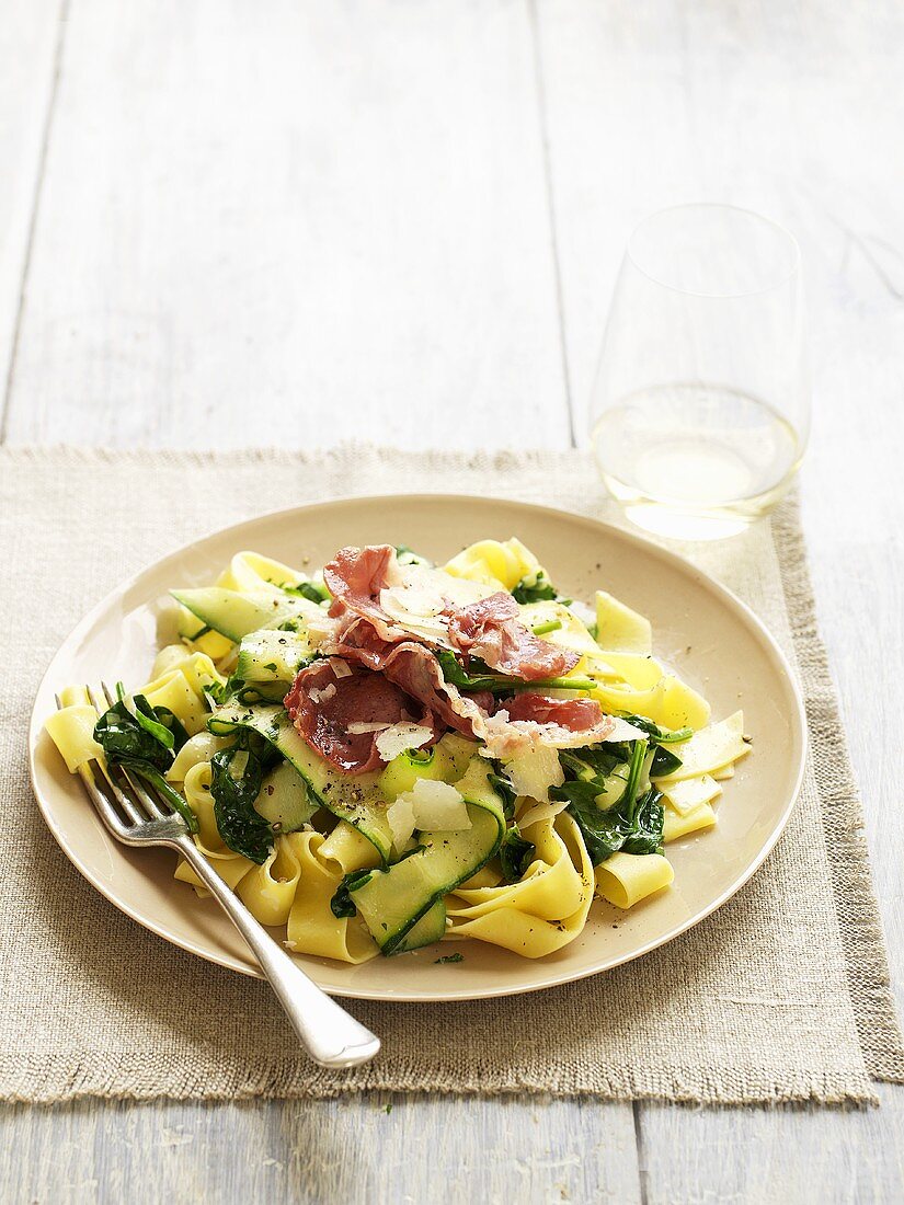 Ribbon pasta with courgettes, spinach and pancetta