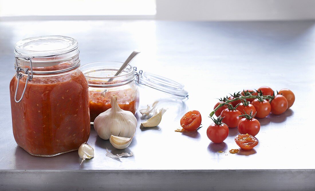 Homemade tomato sauce