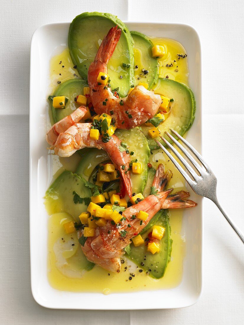 Avocado and mango carpaccio with prawns and lime vinaigrette