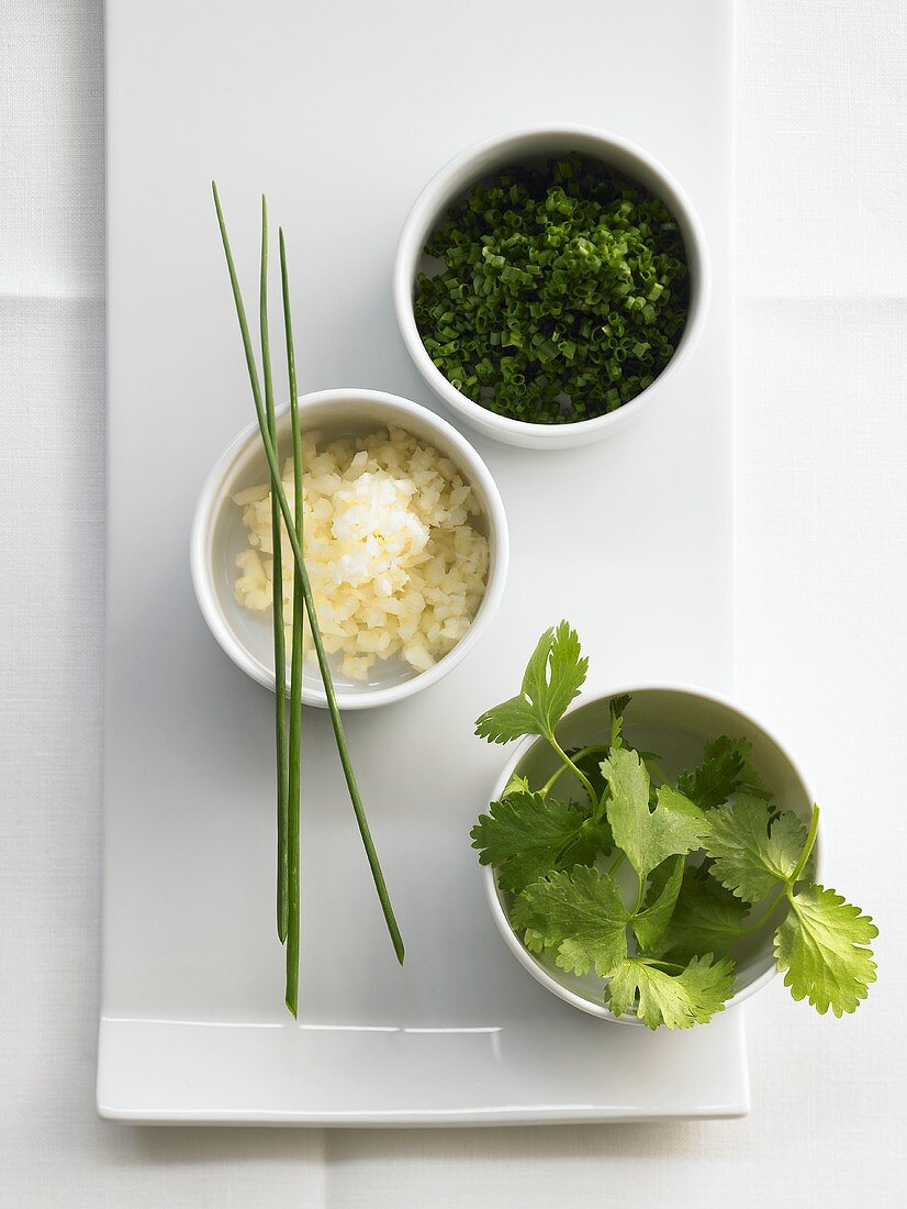 Fresh coriander, chopped garlic and chives