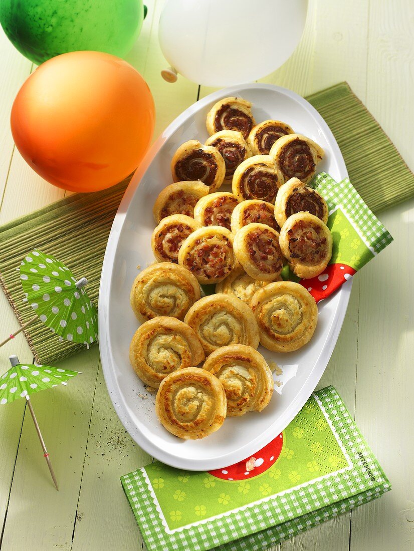 Mini pastries made from filo pastry