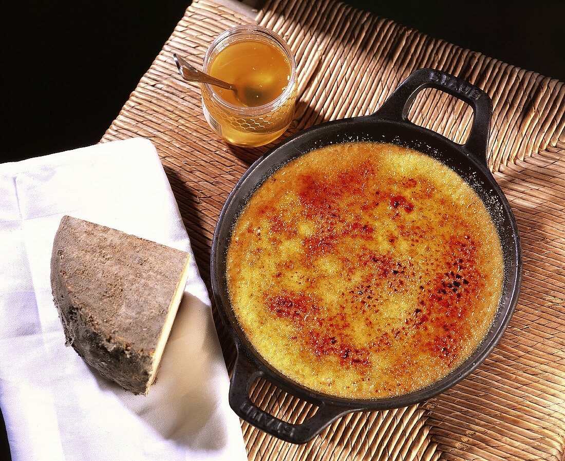 Goat's cheese crème brûlée with honey