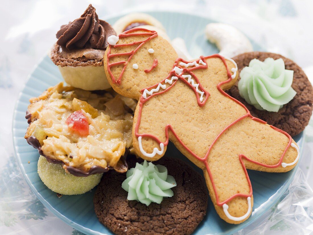 Plate of Christmas biscuits and gingerbread man