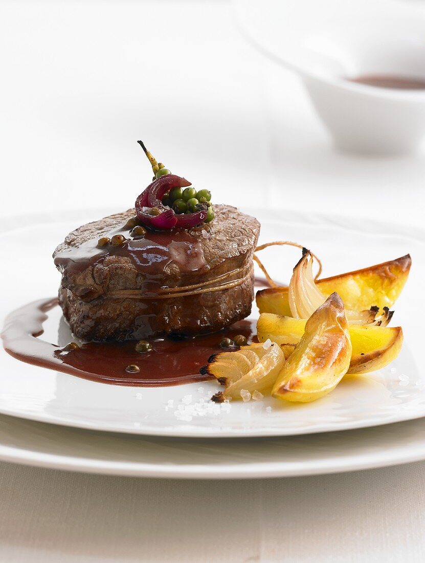 Beef fillet with red wine and pepper sauce