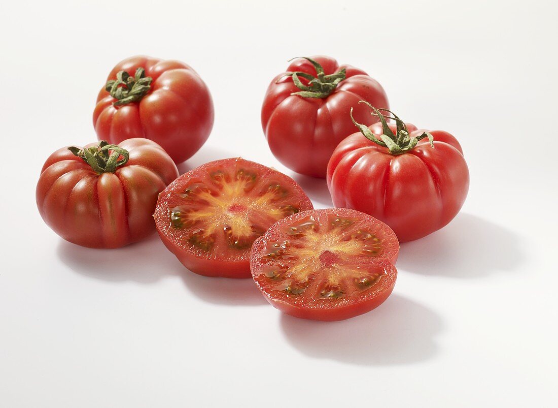 Oxheart tomatoes, whole and halved