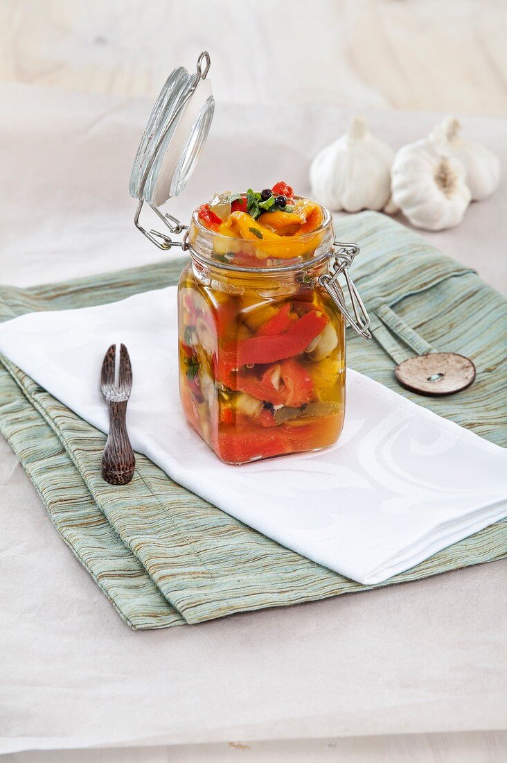 Grilled peppers preserved in oil