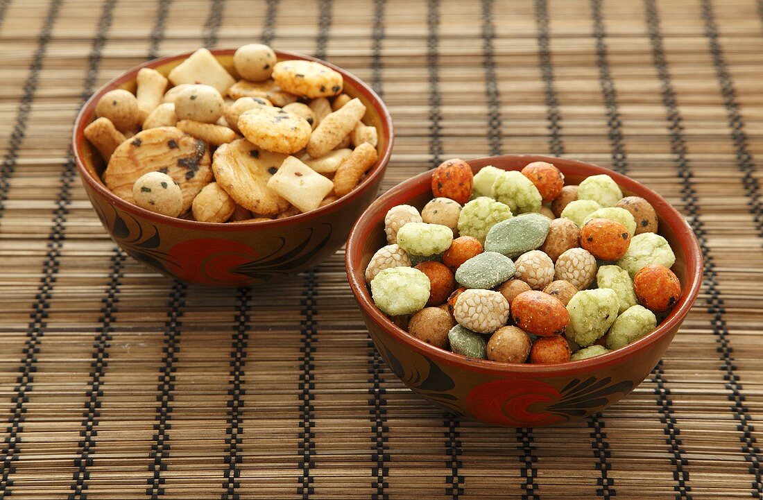 Bowls of Japanese snacks