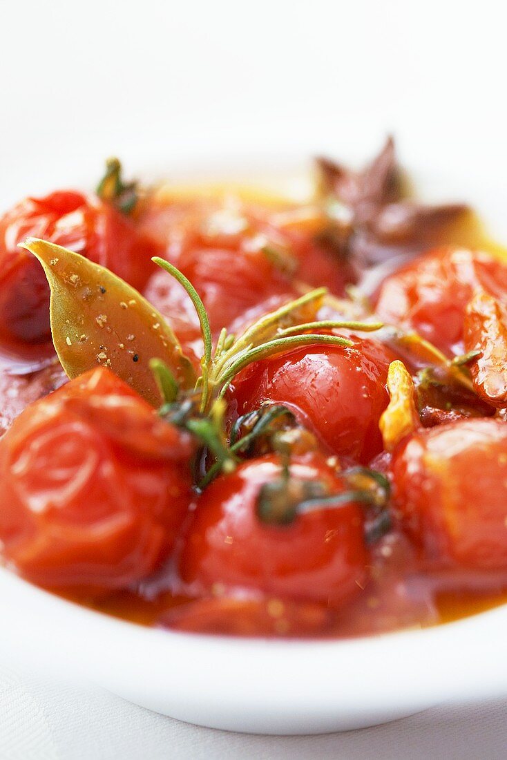 Spicy, marinated cherry tomatoes