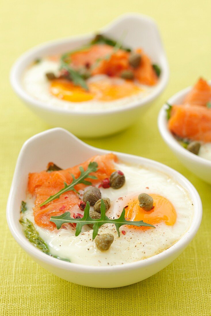 Oeufs en cocotte with smoked salmon and capers
