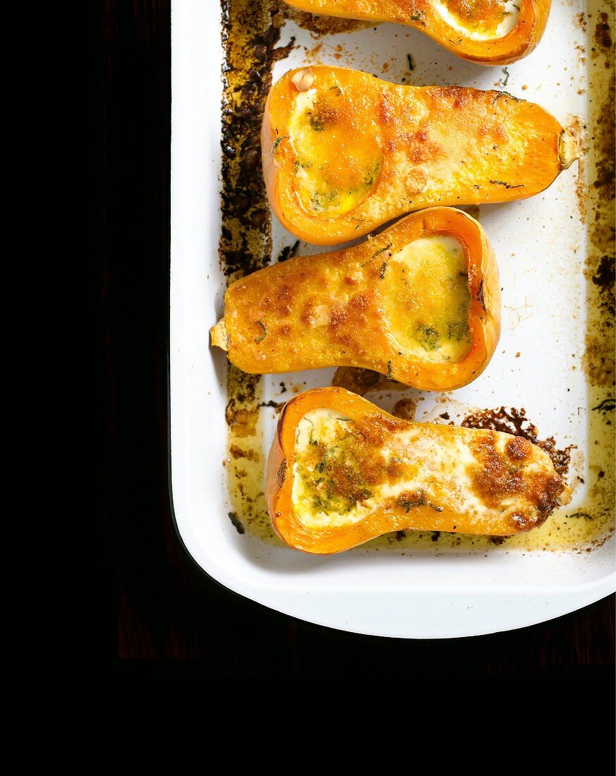 Baked butternut squash with cream and Parmesan