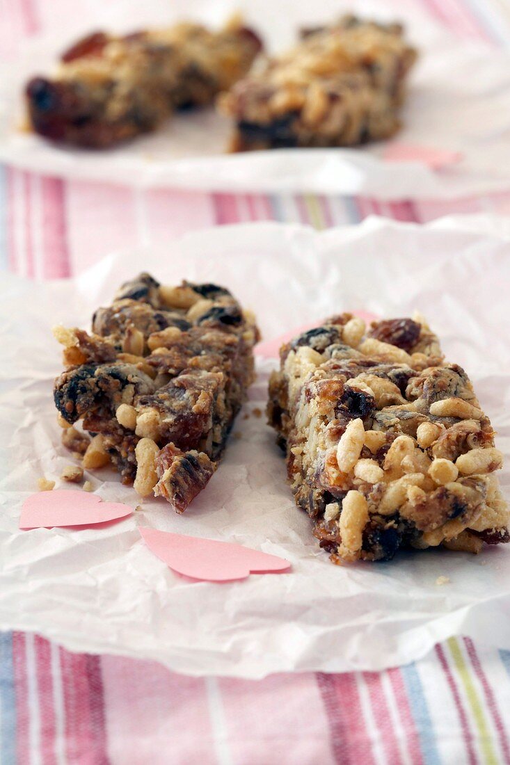 Dried fruit and nut slices
