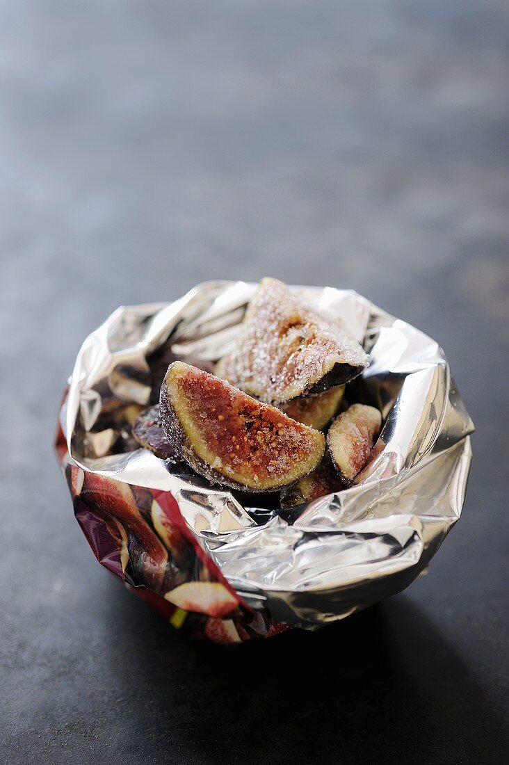 Frozen figs in packaging