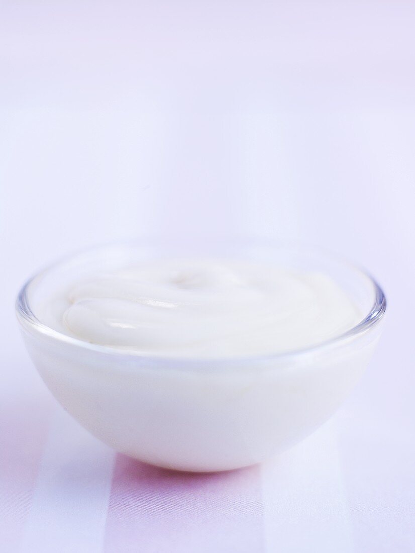 Face cream in small bowl