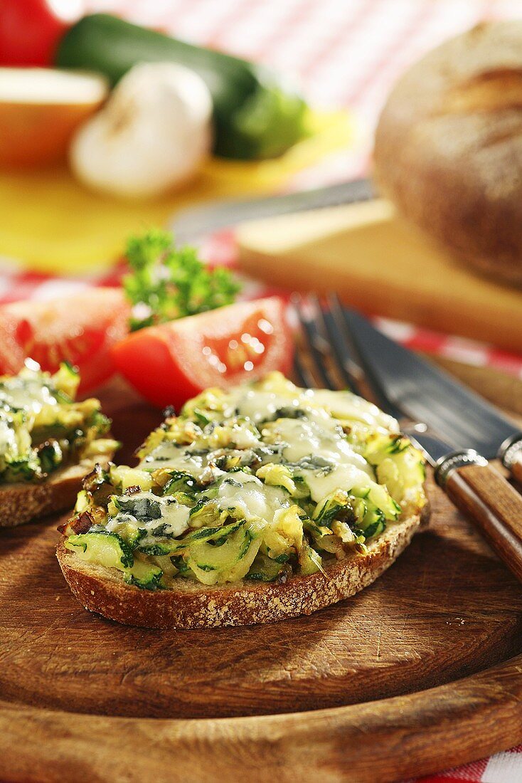 Courgette on toast with melted cheese
