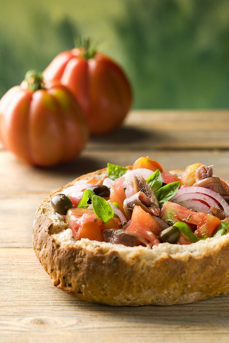 Condiglione (Salat mit Büffelherz-Tomaten & Zwiebel, Italien)