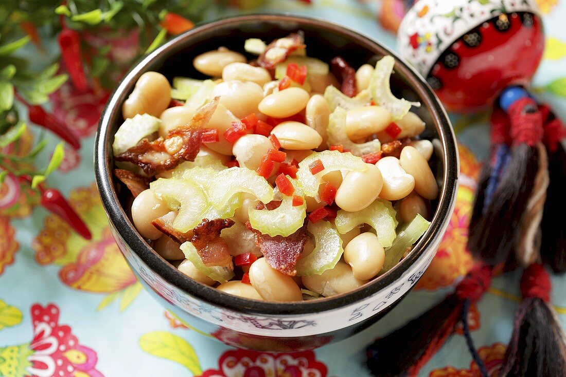 Bean and celery salad with red pepper