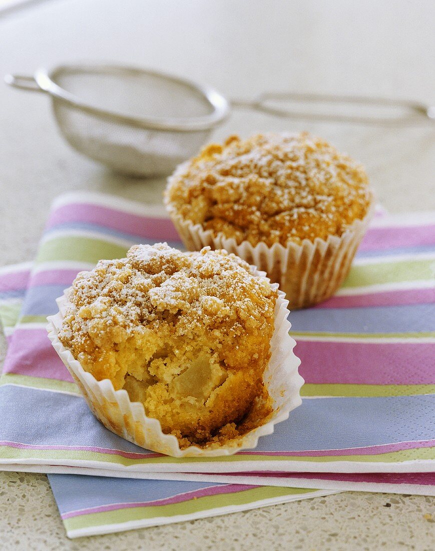 Apple muffins