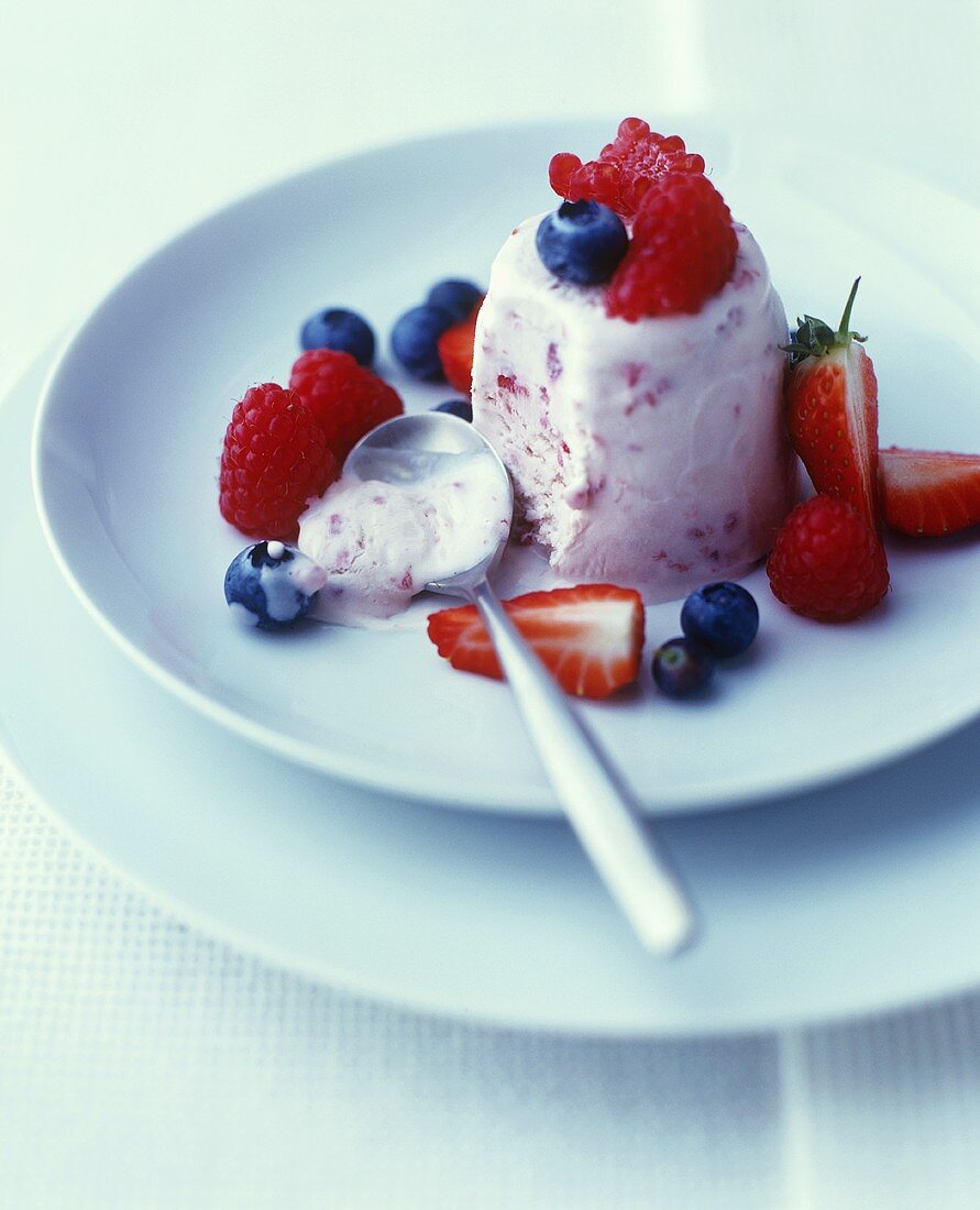 Berry parfait