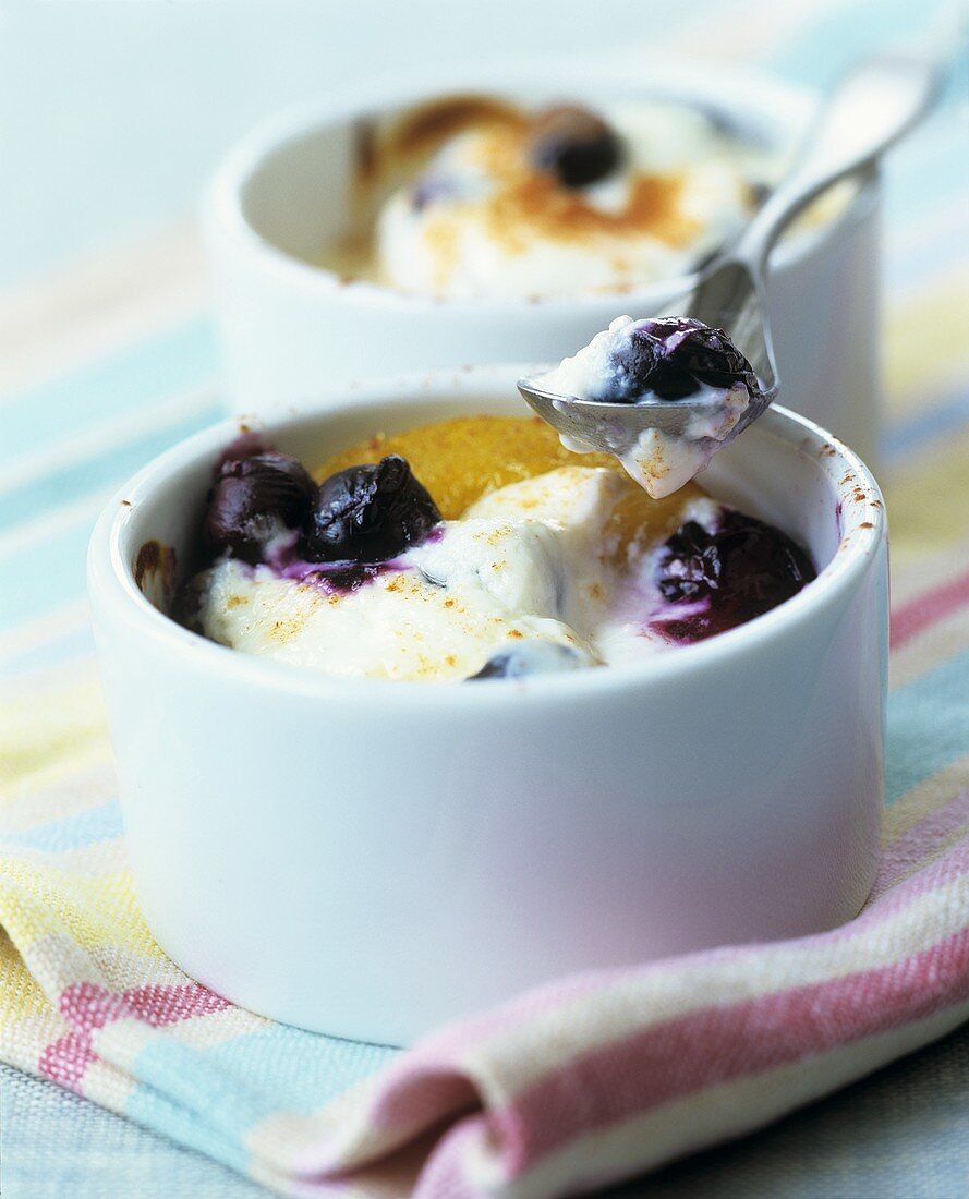 Peach and blueberry gratin