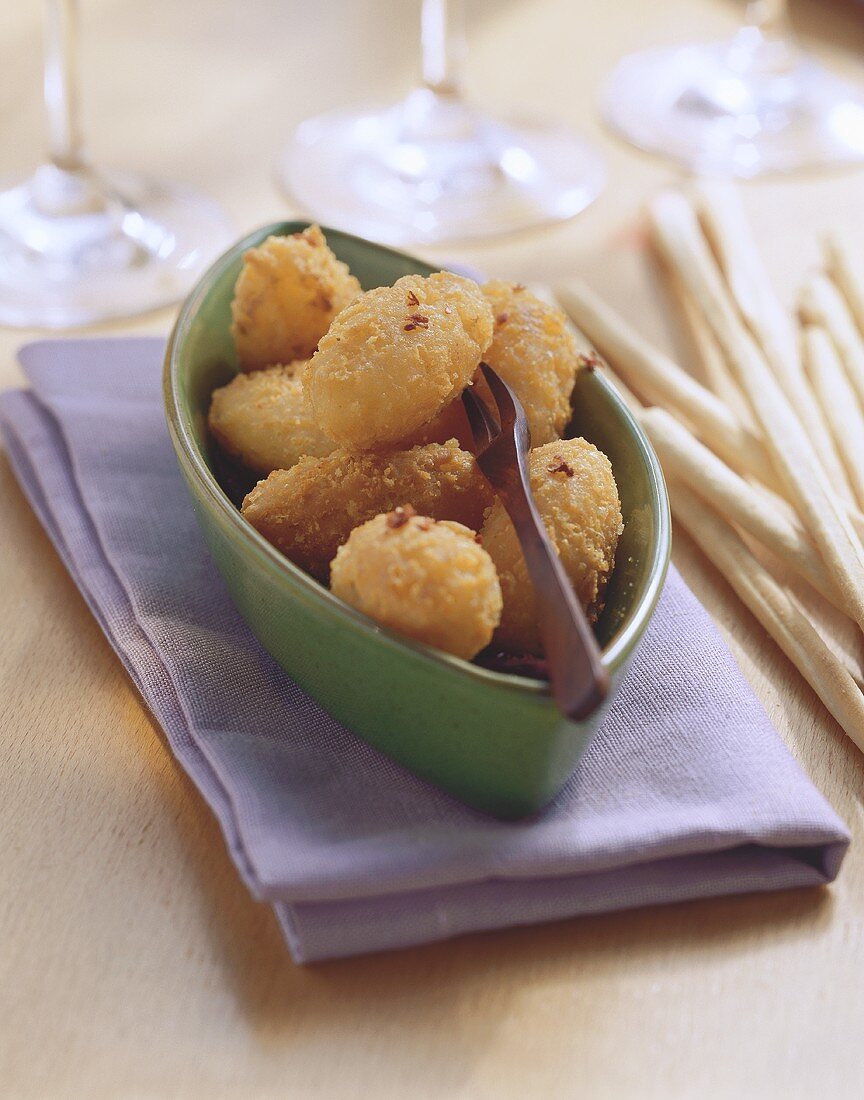 Käsekrapfen mit zweierlei Käse