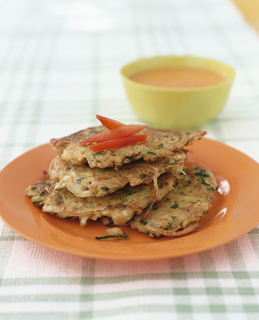 Vegetable rosti with pepper sauce