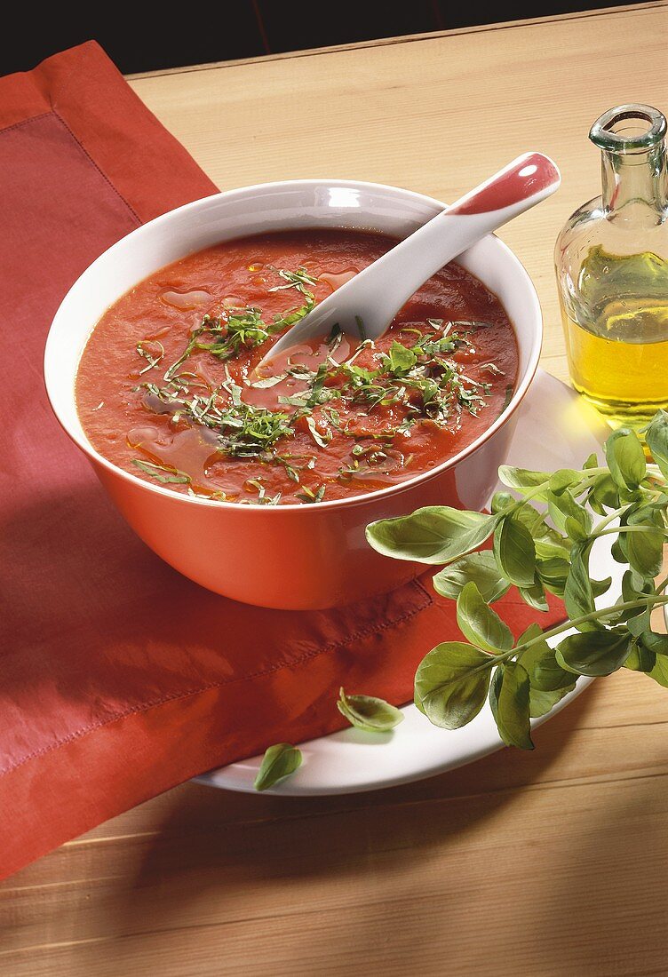 Zuppa di pomodoro alla nizzarda (tomato soup, Italy)
