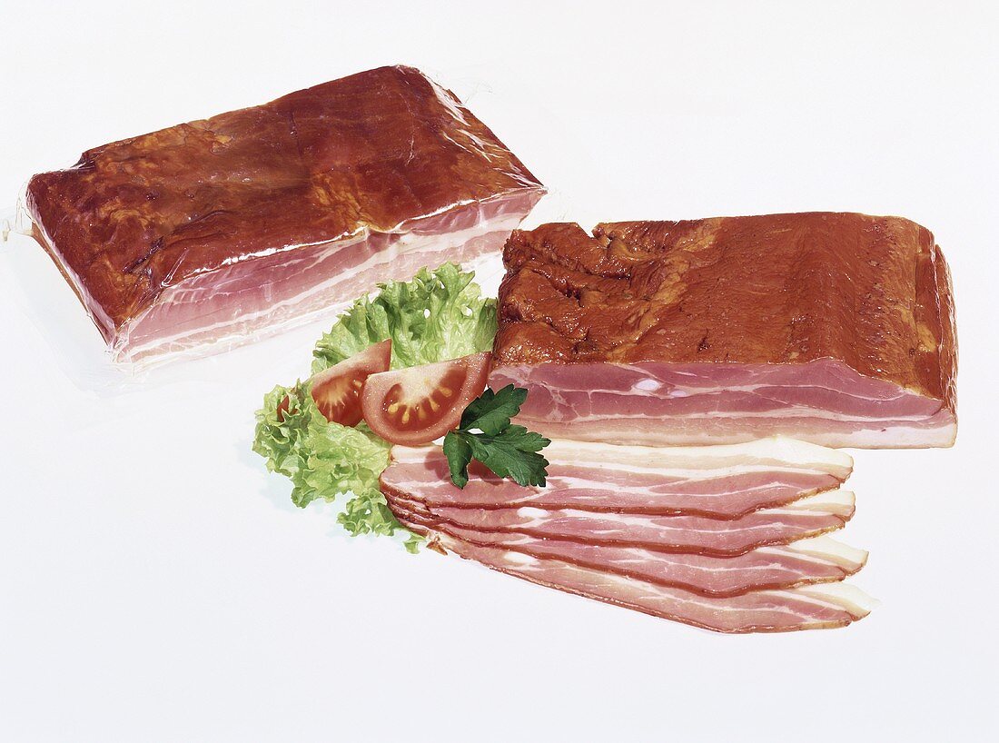 Smoked cured belly pork, partly sliced