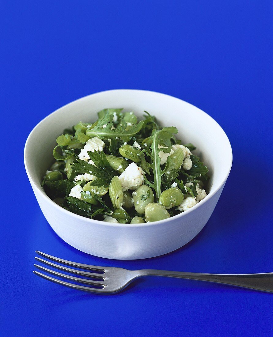 Broad bean salad with feta