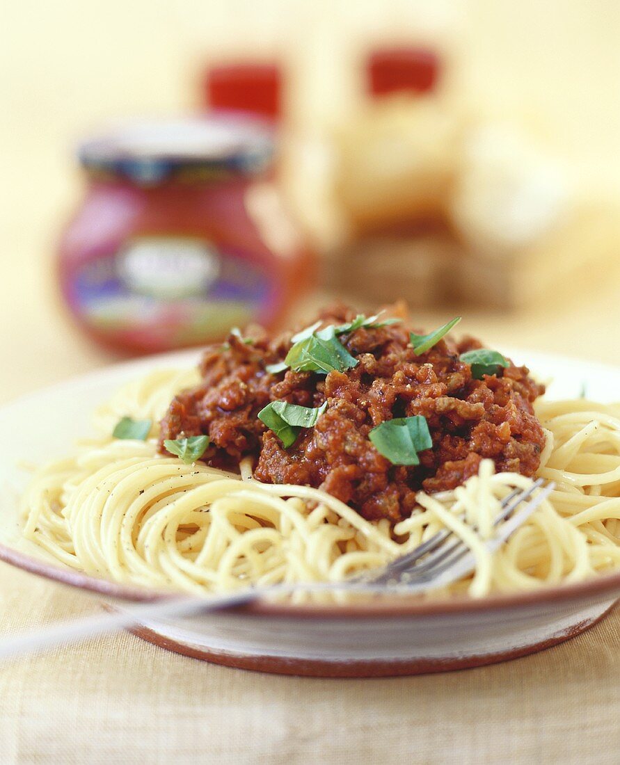 Spaghetti con ragù alla bolognese (Nudeln mit Fleischsauce)