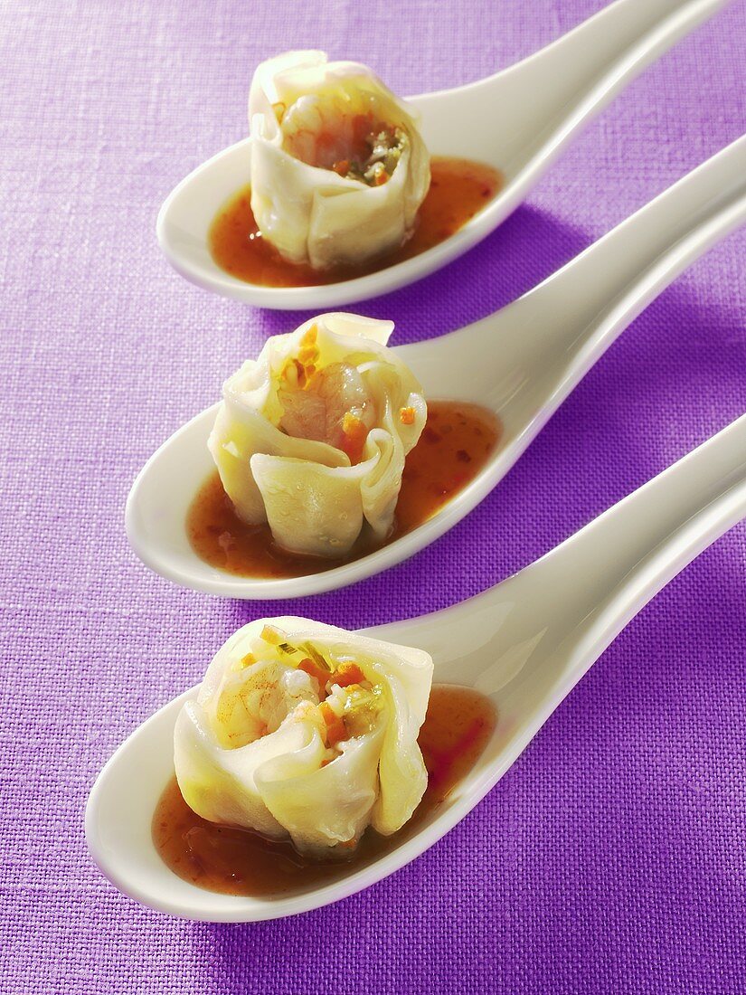 Dim sum (filled pastry parcels, China)