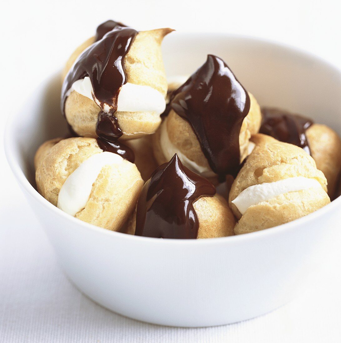 Profiteroles with chocolate sauce