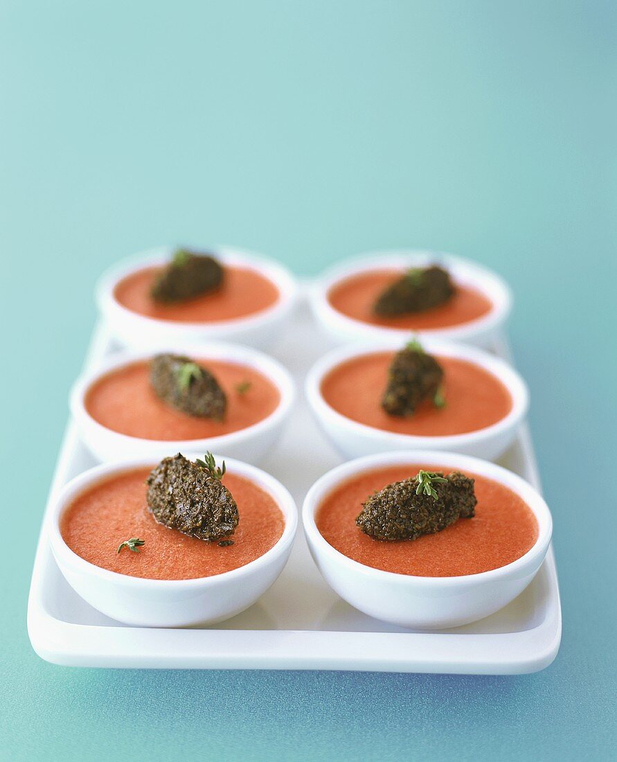 Tomato jelly with tapenade