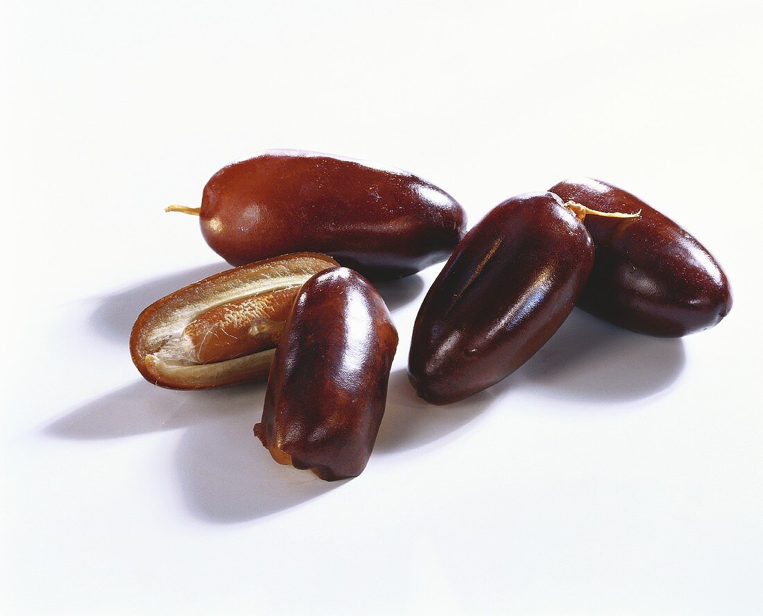 Four fresh dates