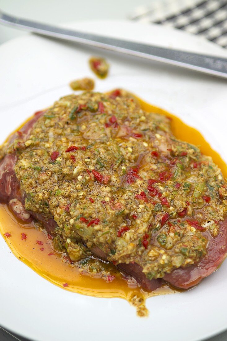 Rindfleisch in pikanter Marinade