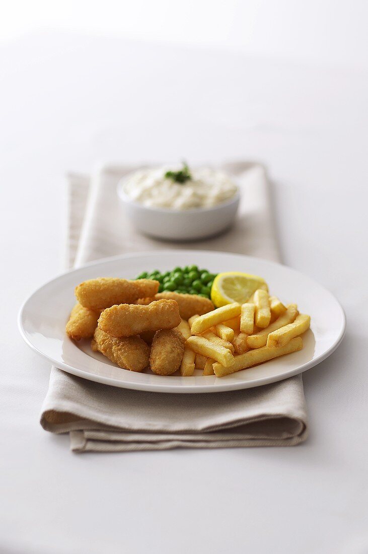 Panierte Garnelen mit Pommes frites