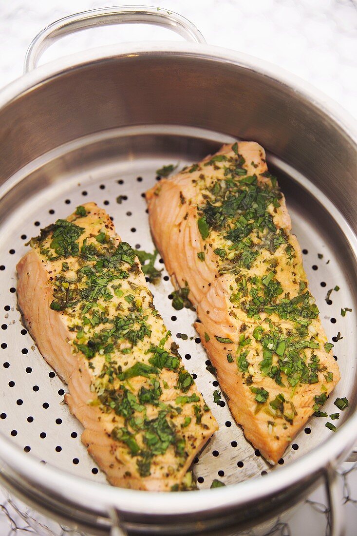 Steamed salmon fillet in steaming tray