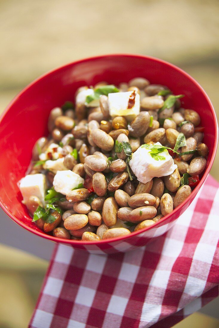 Bean salad with goat’s cheese