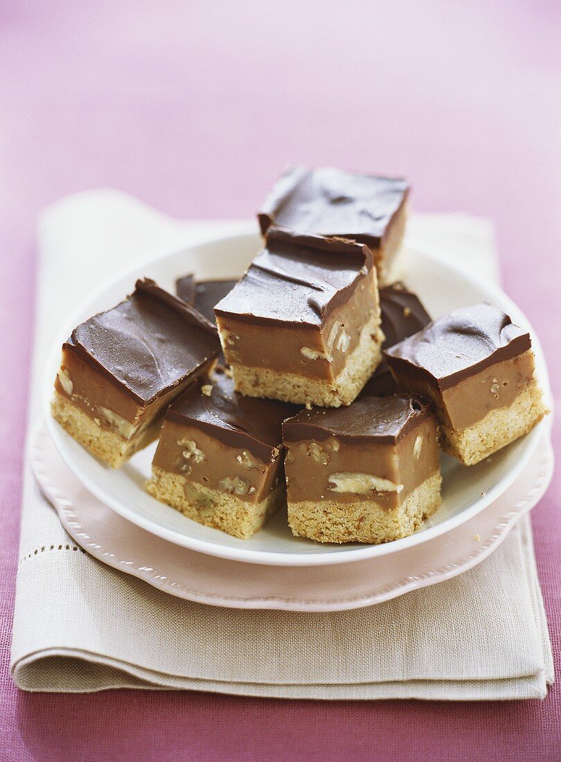 Walnut caramel slices