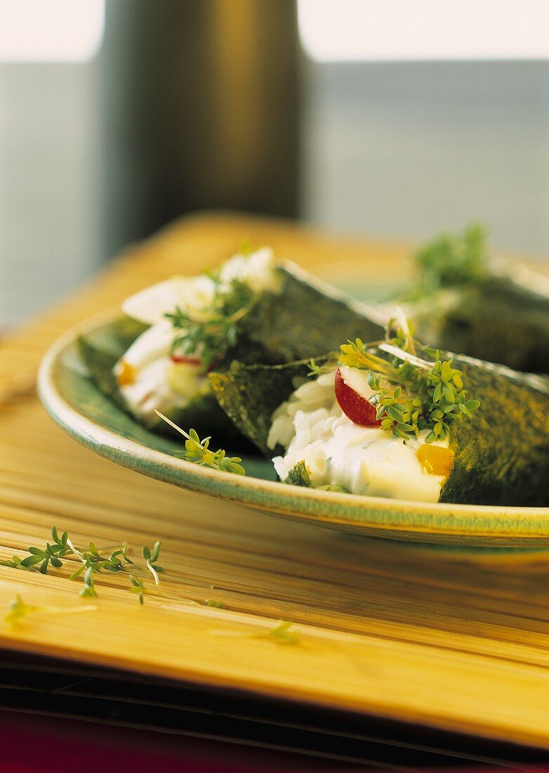 Temaki with herbs