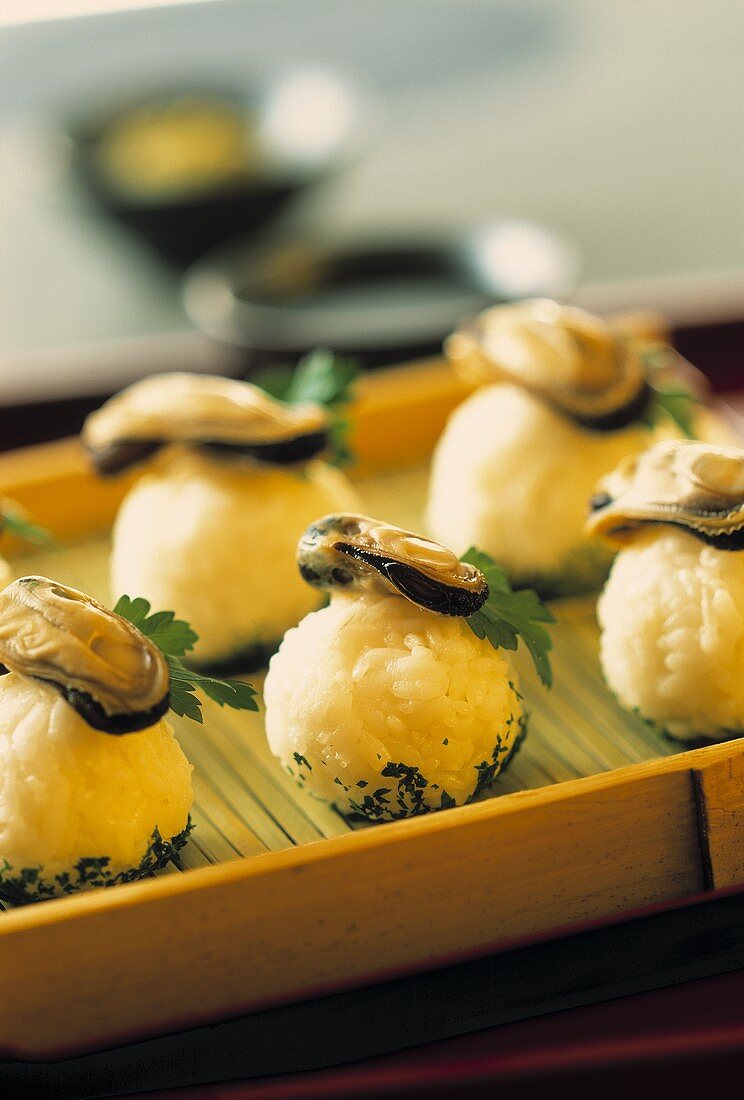 Nigiri balls with mussels